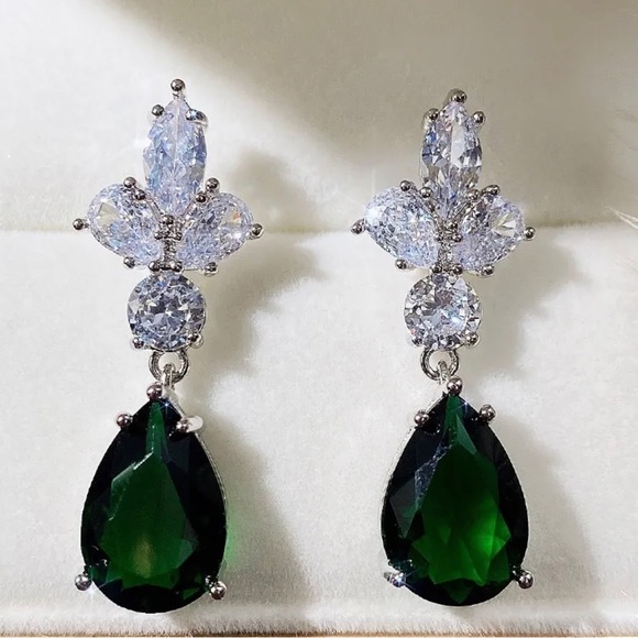 Teardrop Emerald & Diamond Drop Earrings - Picture 2 of 8